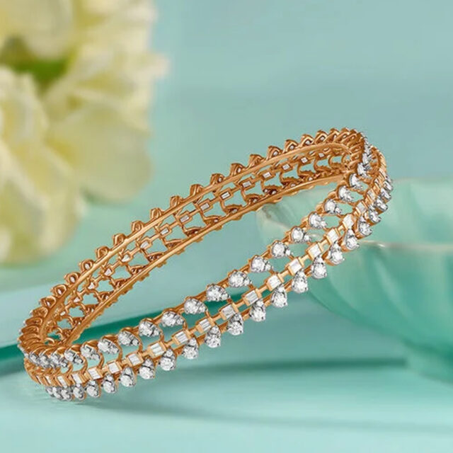 BANGLES